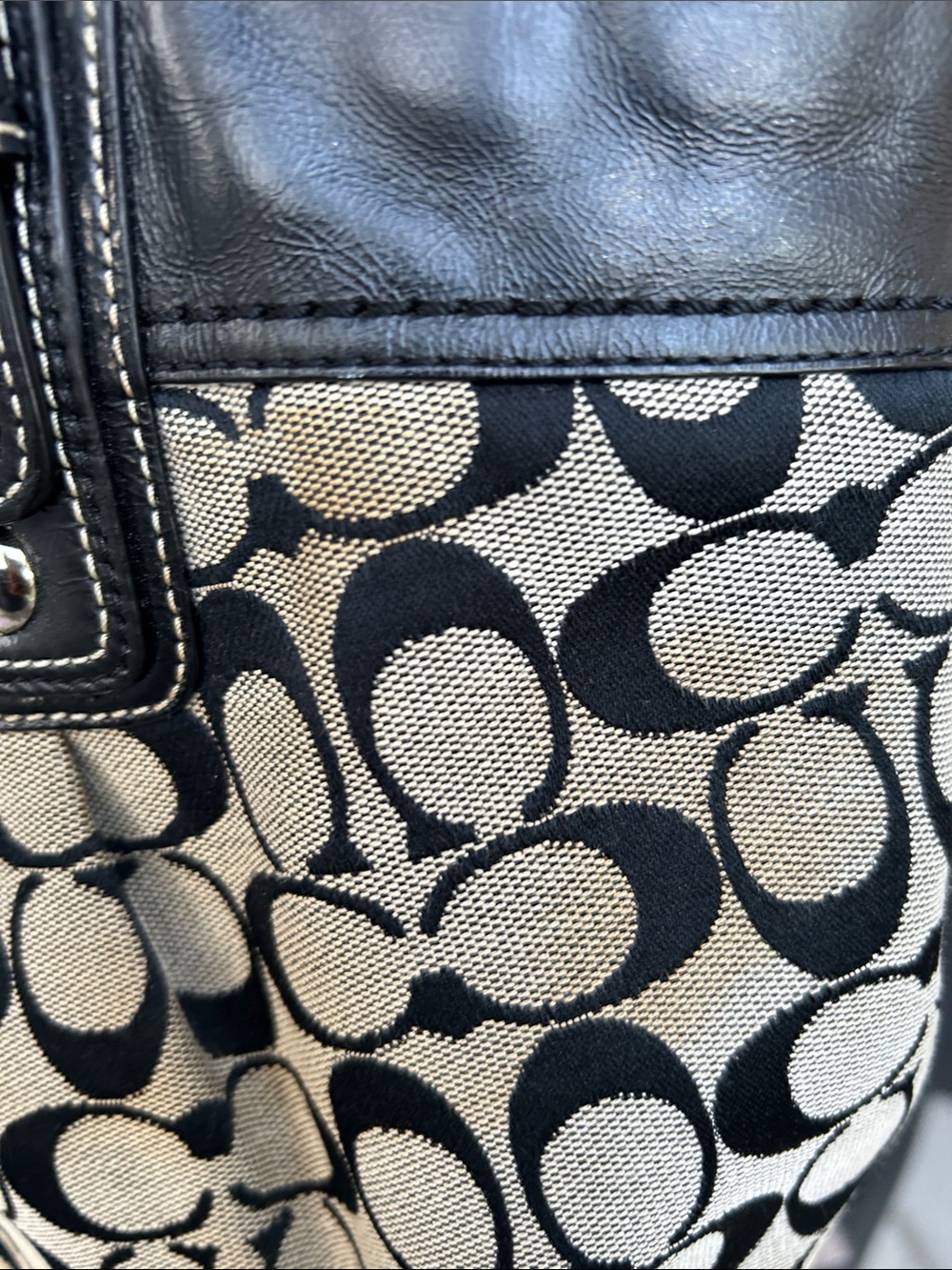 Coach F13742 Soho Black Pleated Leather Trim Signature Canvas Shoulder Bag. - Picture 14 of 16
